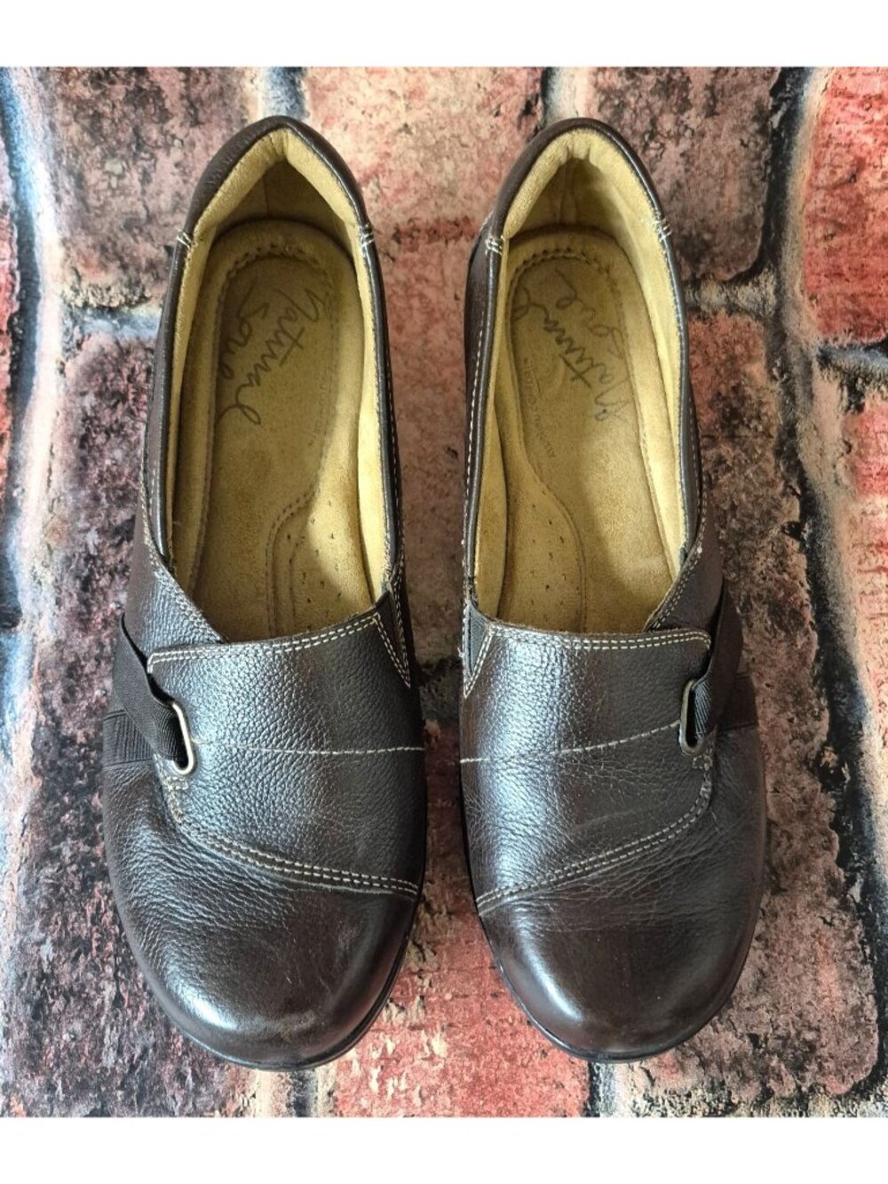 Natural Soul Shoes Womens 9.5W Llena Slip On Loafer Brown Leather Casual Comfort